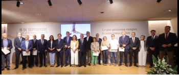 La AVT participa en el primer acto institucional del Día de las Víctimas del Terrorismo de la Comunitat Valenciana